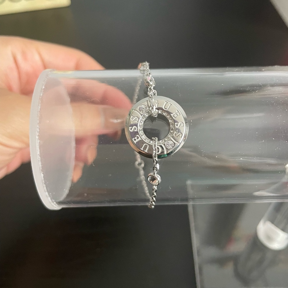 Delicate silver Guess bracelet